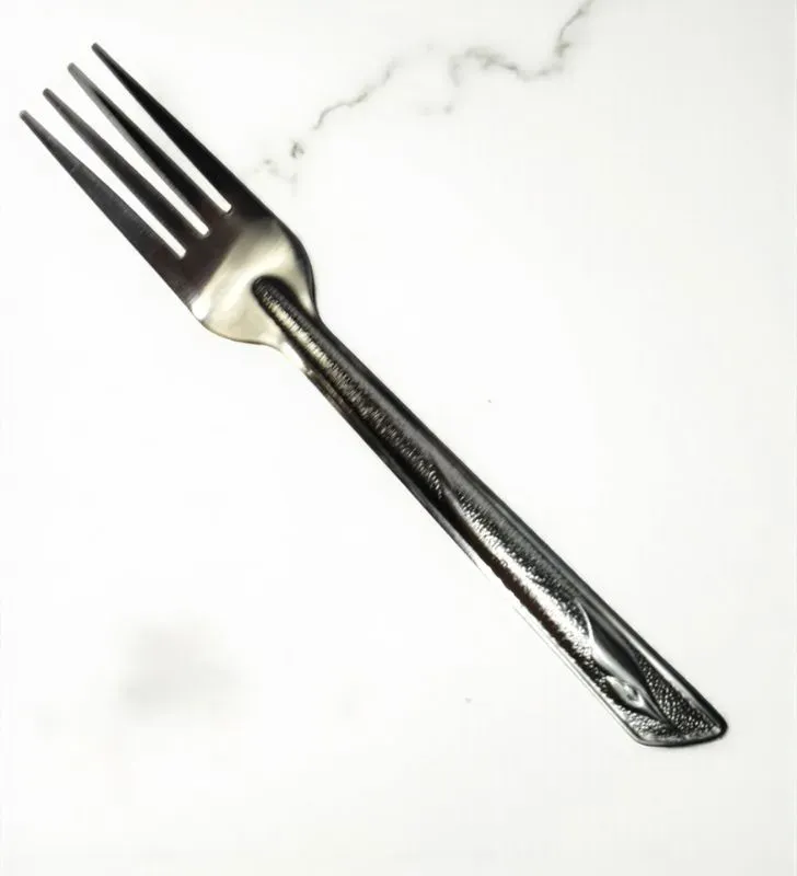 Tenedor de Mesa Lirios Facusa – Acero Inoxidable Decorado