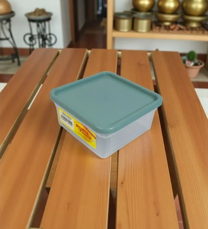 Hermético Alemana No.2 – Caja de Plástico Boris
