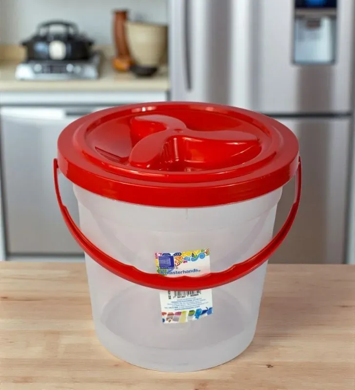 Cubeta Titan 5L Plastiapan – Almacenamiento práctico y funcional