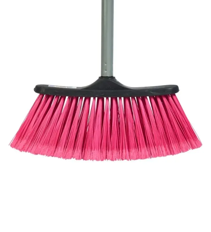 Escoba Chica Económica La Favorita Marca Ideal – Herramienta de Limpieza Compacta
