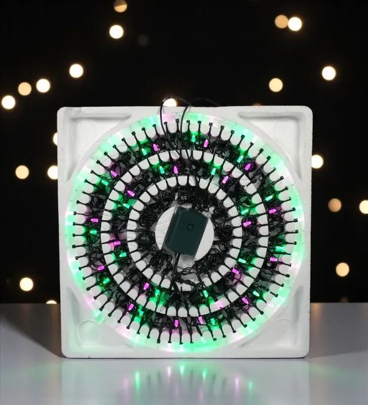 Serie Navideña Multicolor Navicolors L562332 – 140 LED Pico Multicolor Cable Verde