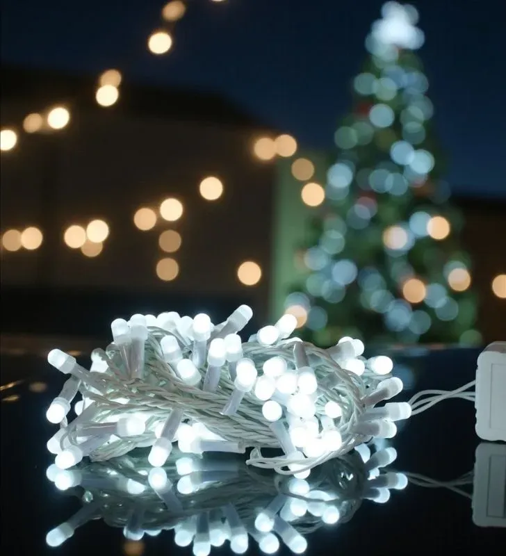 Serie Navideña Blanca Navicolors L573076 – 100 LED Luz Blanca Cable Blanco