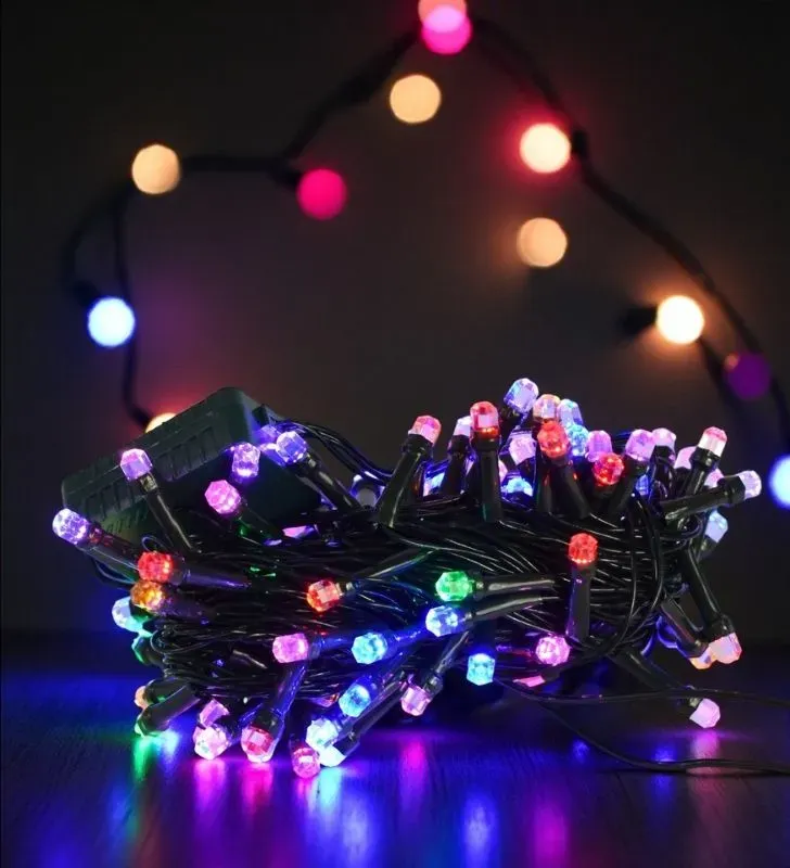 Serie LED 100 Focos Diamante Multicolor Navicolors L562388