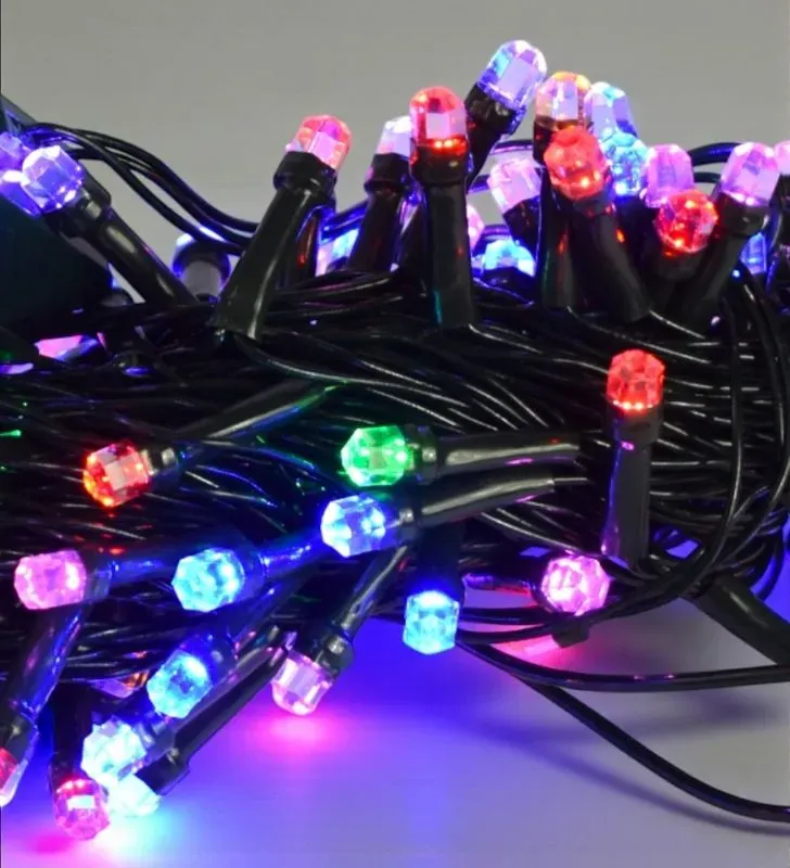 Serie LED 100 Focos Diamante Multicolor Navicolors L562388