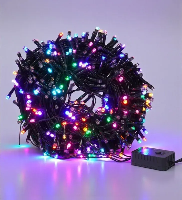 Serie Navideña Navicolors L564023 – 600 LED Luz Multicolor Cable Verde