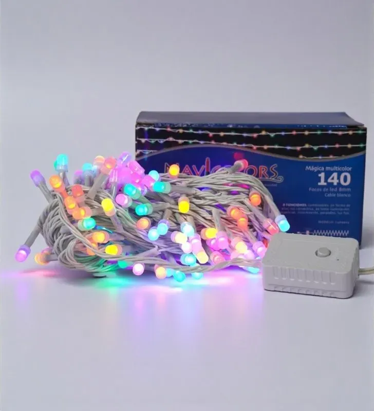 Serie Navideña Navicolors L564003 – 140 LED Multicolor Cable Blanco