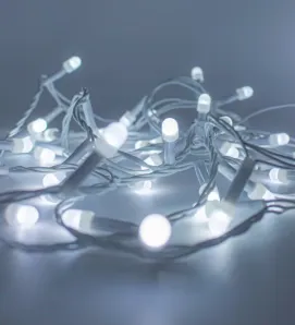 Serie Navideña Navicolors L573100 – 50 LED Luz Blanca Cable Blanco