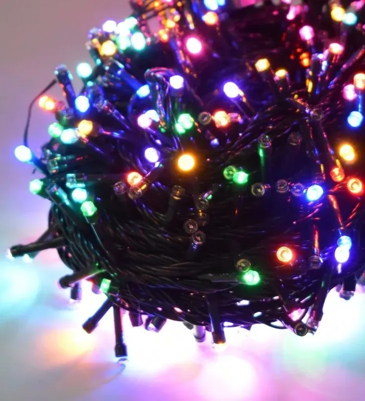 Serie Navideña Navicolors L564020 – Serie de Luces LED 500 Focos Multicolor Cable Verde