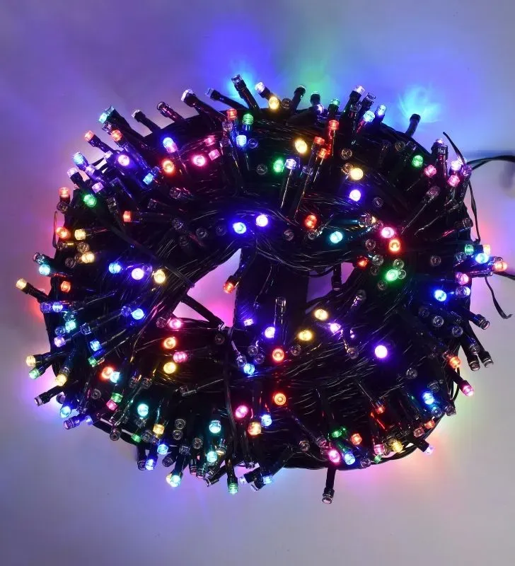 Serie Navideña Multicolor Navicolors L564025 – Serie LED 700 Focos Multicolor Cable Verde