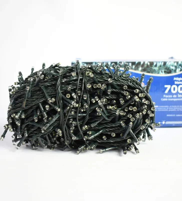 Serie Navideña Navicolors L564024 – Serie 700 Focos LED Luz Blanca 8 Funciones