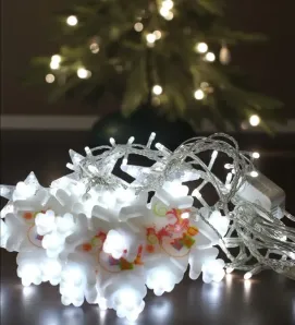 Cortina Navideña Navicolors Cortina LED 100 Focos Luz Blanca Copo de Nieve 3 m