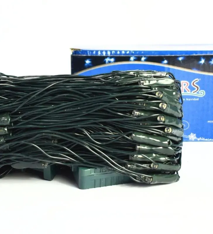 Serie de Red Navicolors L582512 – 320 LED Blanca con Cable Verde