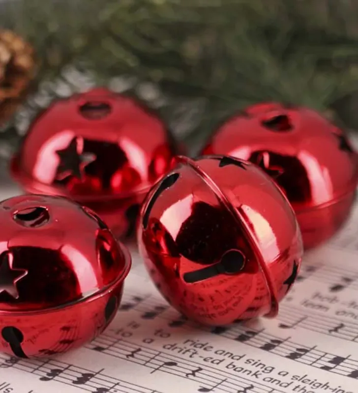 Cascabeles Navideños Rojos Decorativos – Set en Empaque