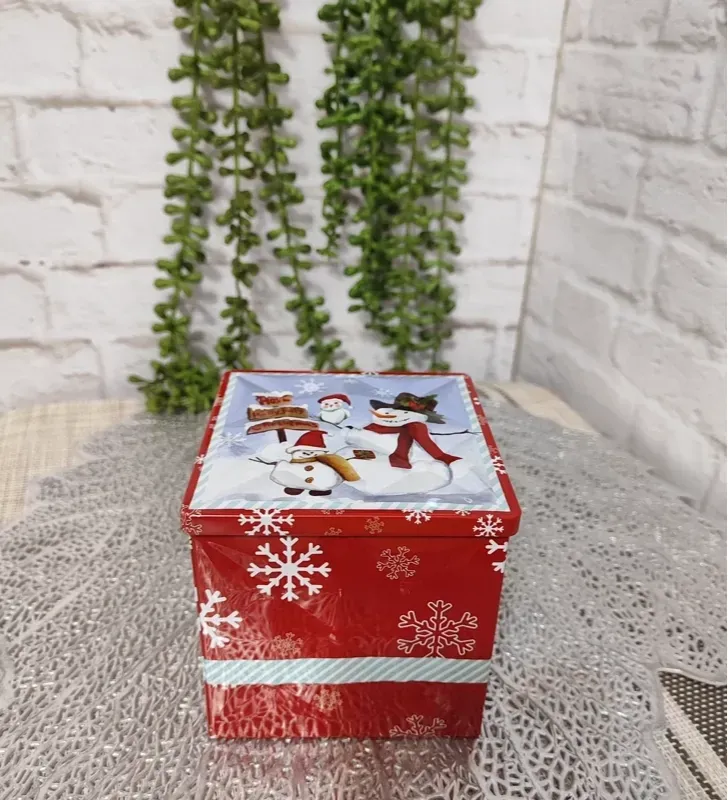 Caja Hojalata Cuadrada Muñecos de Nieve – Decoración Navideña