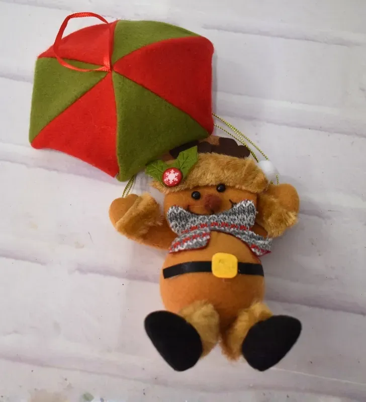 Muñeco Reno Paracaidista de Peluche – Colgante Navideño