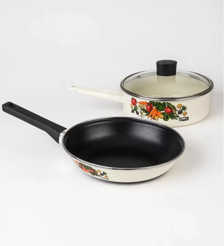 Batería de Cocina CINSA ARMENIA 7 Piezas - Acero Vitrificado Crema Carolina