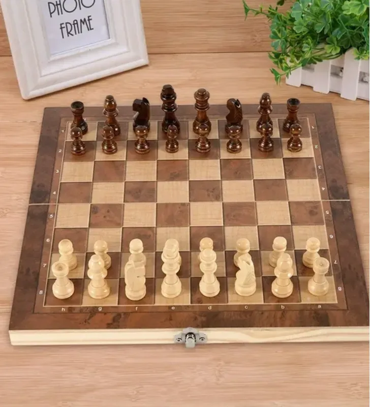 Juego de Ajedrez de Lujo ZAZ - Piezas y Tablero de Madera de Alta Calidad