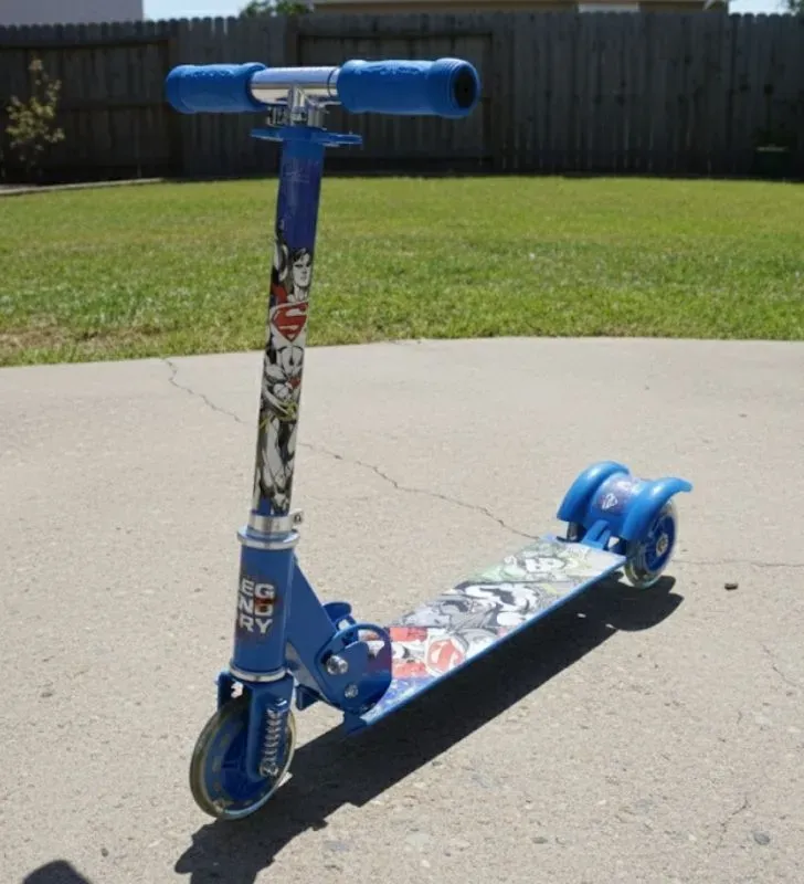 Scooter Infantil 3 Ruedas Liga de la Justicia Toymark T379014 Azul