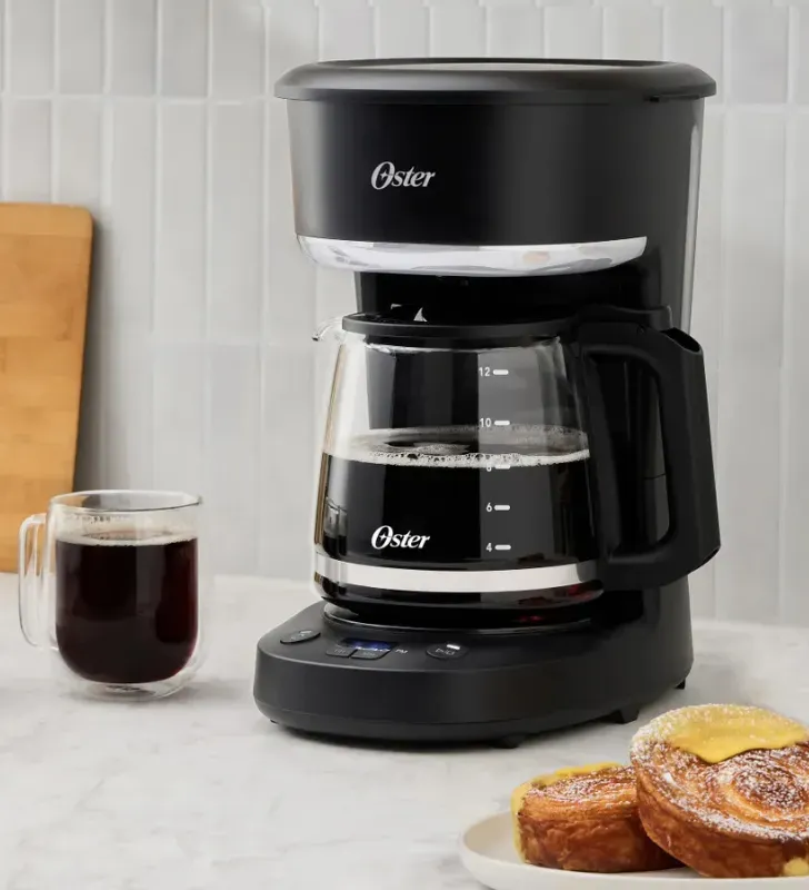 Cafetera Programable Oster 12 Tazas LED - Ref. 2217257