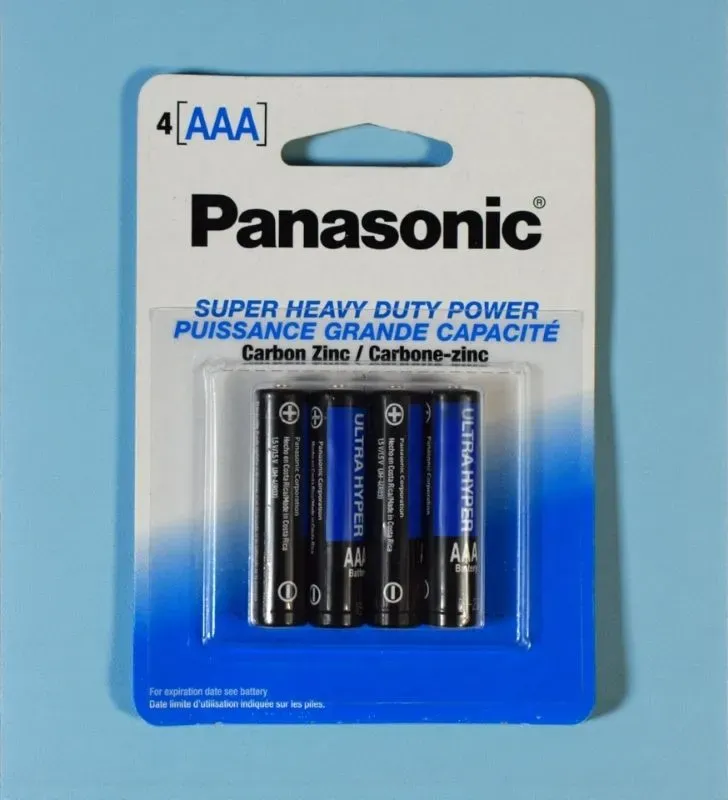 Pilas Panasonic AAA - Paquete de 4 Piezas Carbón