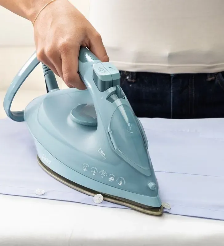 Plancha Oster Aero Serie Reflection 127V - Ref. 2226869