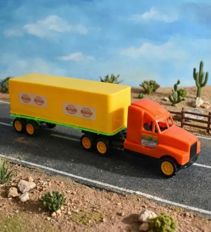 Trailer de Juguete con Caja Individual - JUGUETES NACIONALES