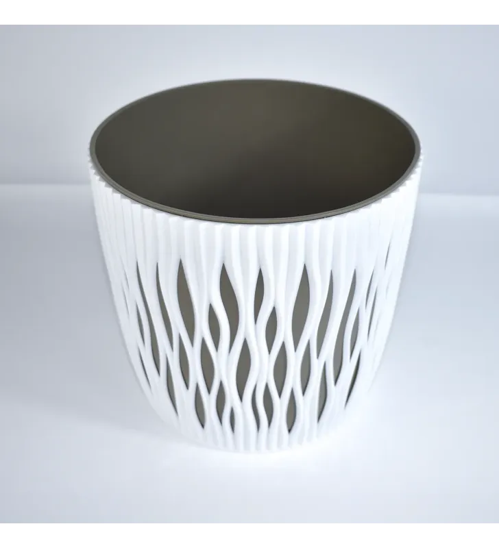 Maceta Sophia Redonda 7″ Cubasa – Plástico UV con Diseño Calado