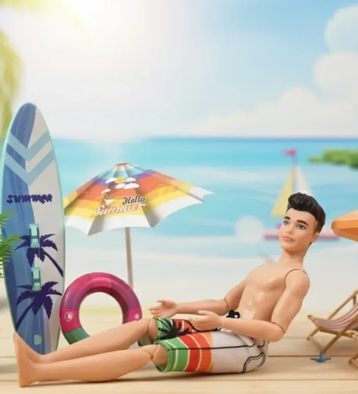 Muñeco Artikids 29cm con Accesorios de Playa - JT-ACH3332