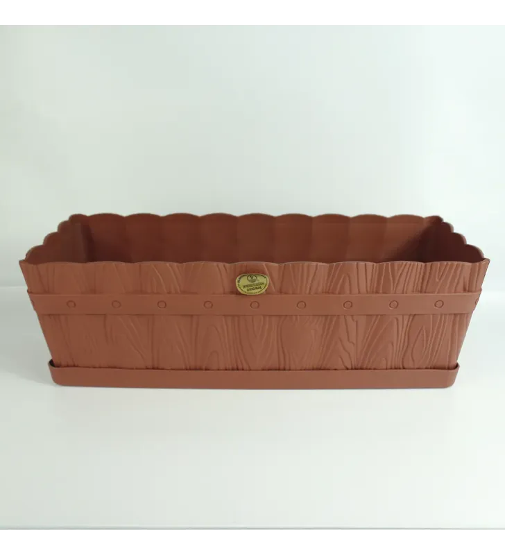Maceta Jardinera No. 2 de Madera con Base de Barro – 46.5 × 19.8 × 15.5 cm