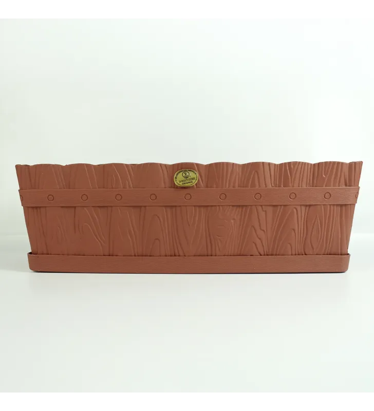 Maceta Jardinera No. 2 de Madera con Base de Barro – 46.5 × 19.8 × 15.5 cm