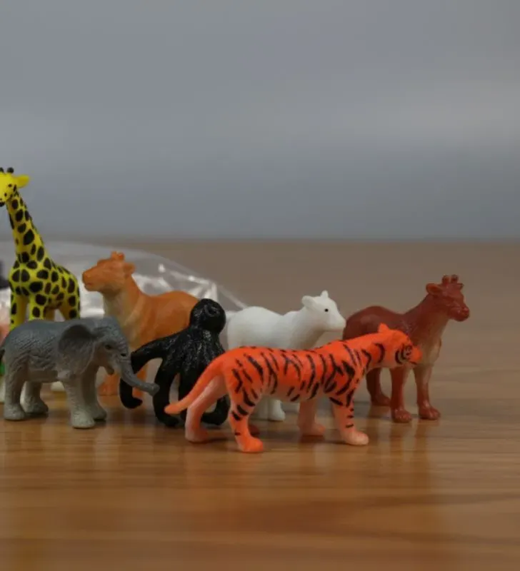 Animales de la Selva 8765Y ZAZ II - Figuras Realistas de Juguete