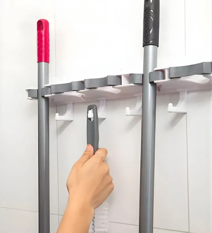 Colgador de Escobas Reynera 5 Posiciones - Organizador 30003G