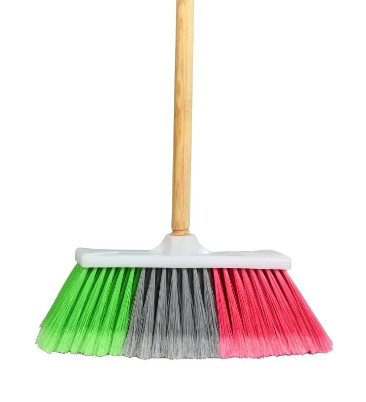 Escoba Dinámica Colores Jarcería Libertad 02ALBR015 - Barrido Eficiente