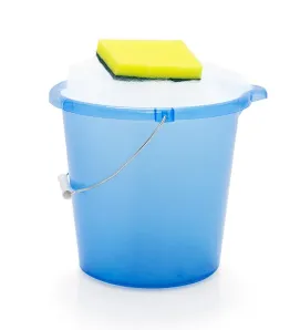 Cubeta con Pico Transparente 8.5L Cubasa 0220 - Resistente