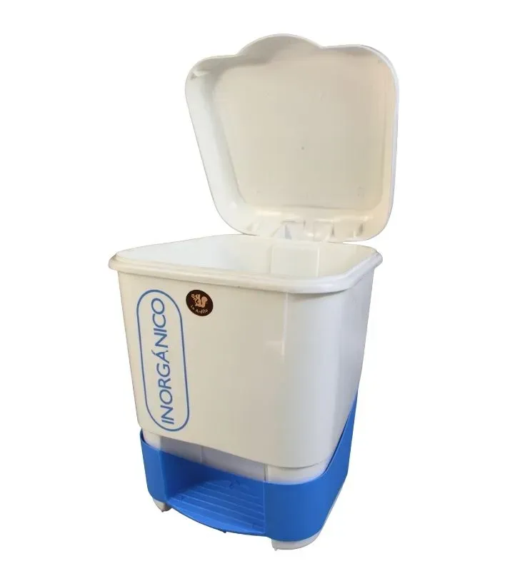 Cesto con Pedal Inorgánico 10L Plásticos Ardilla | Higiénico y Resistente