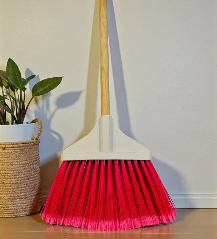 Escoba Abanico Flipp F-500 - Alta Resistencia y Durabilidad
