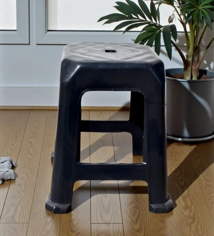 Banco Negro-Colores Viana - Asiento Resistente y Apilable