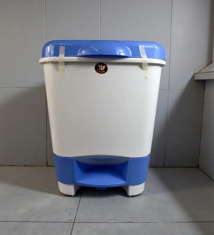 Cesto con Pedal 20L La Ardilla - Higiene y Color para tu Hogar