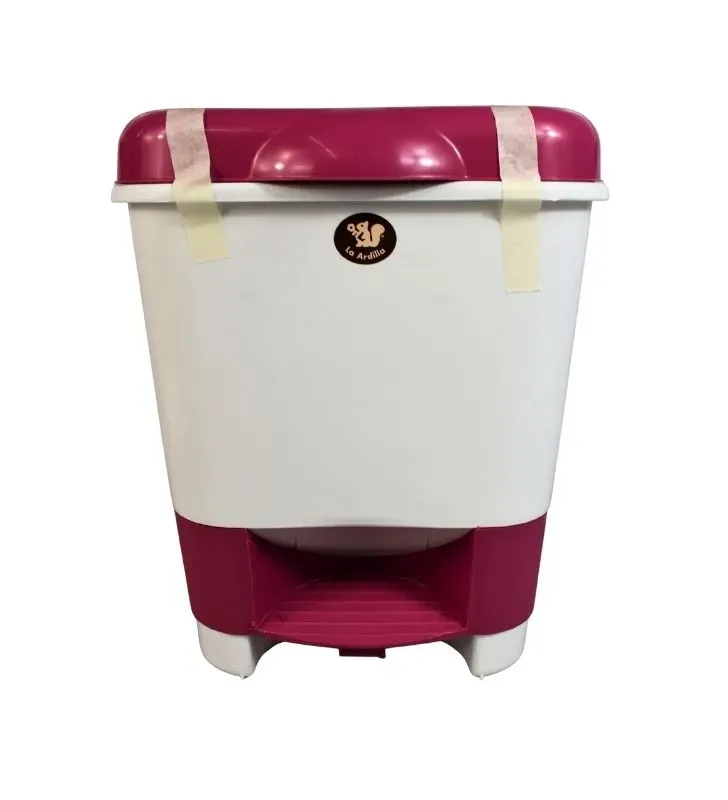 Cesto con Pedal 10L La Ardilla - Compacto y Resistente