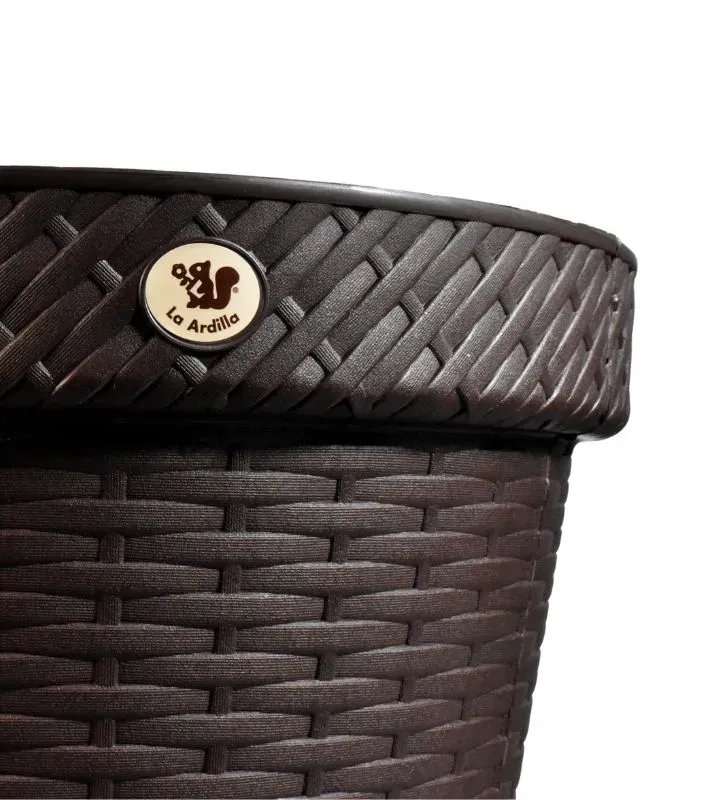 Maceta Rattan Redonda 42.5 La Ardilla - Chocolate Elegante