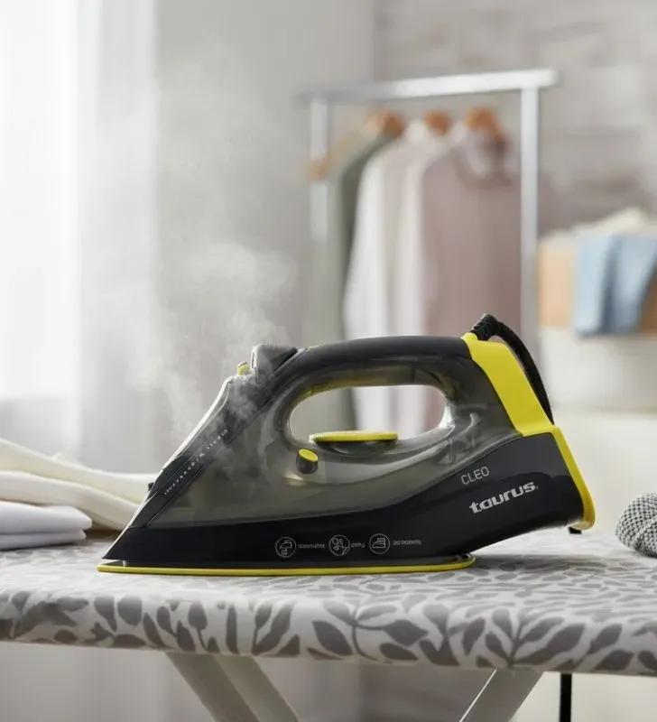 Plancha de Vapor Taurus Cleo - 50 g/min de Vapor Potente