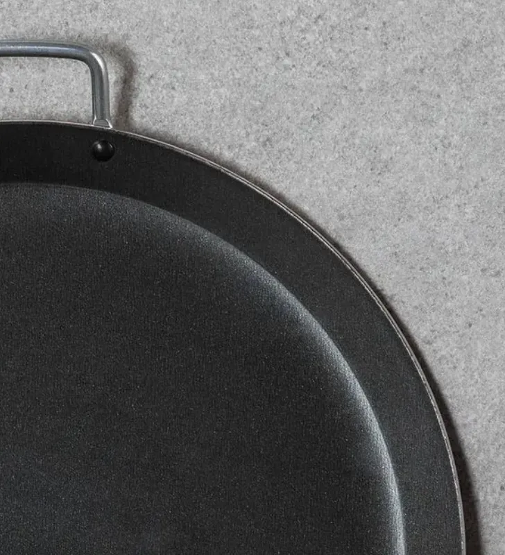 Comal Vasconia Esencial 26 cm Negro - Aluminio Antiadherente