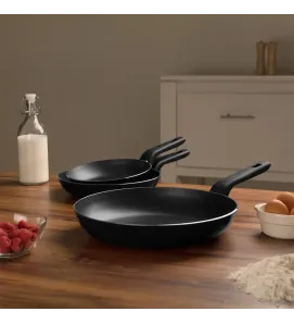 Set sartenes 20/24/30 cm negro – antiadherente vasconia