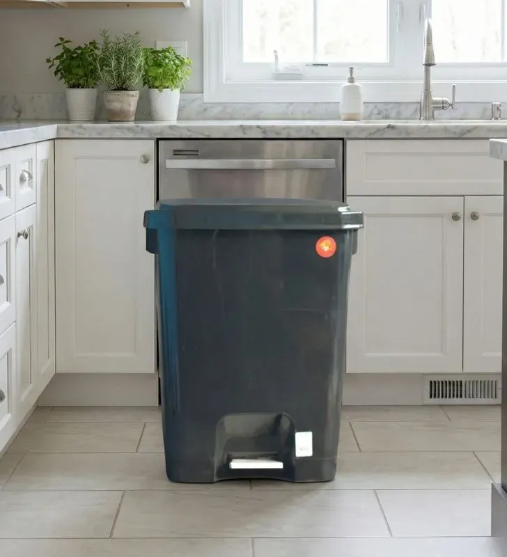 Bote de Basura con Pedal 40 Litros D’NOVO - Gran Capacidad