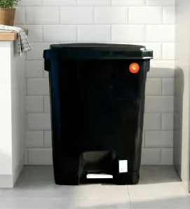 Bote de Basura con Pedal 60 Litros D’NOVO - Capacidad Industrial