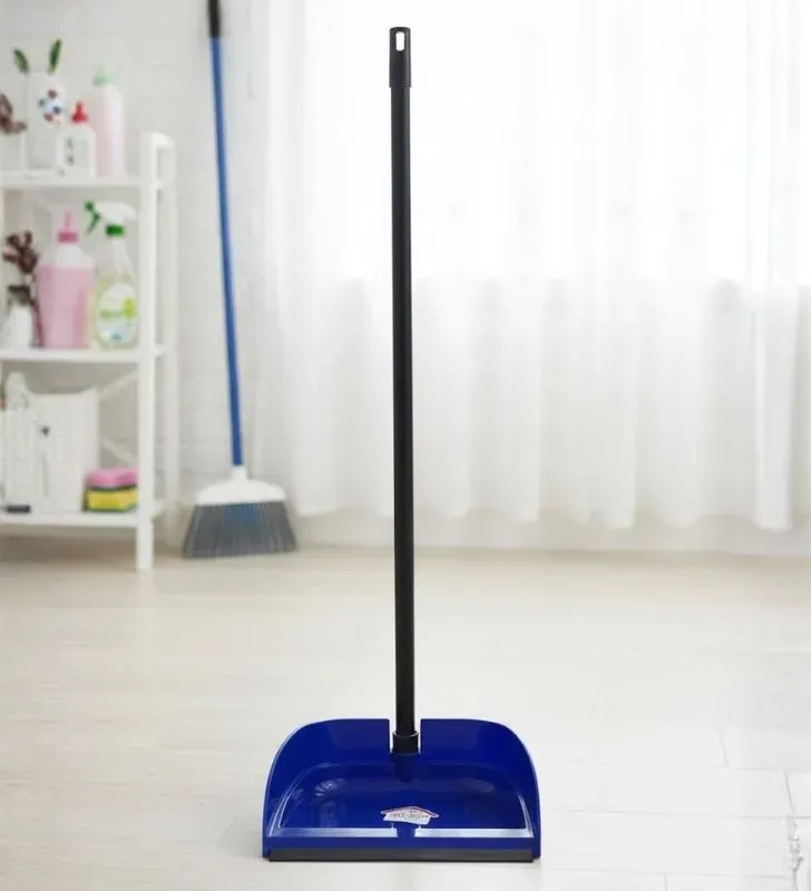 Recogedor Plegable LE TOROSQUI - Ahorro de Espacio con Ceja