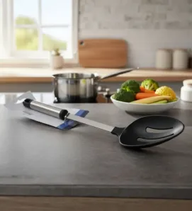 Cuchara Ranurada Nylon y Mango Metal TRAVESSA - Utensilio Profesional