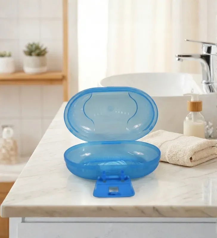 Jabonera de Viaje Candy Plastiapan – 130 ml con Broche de Seguridad