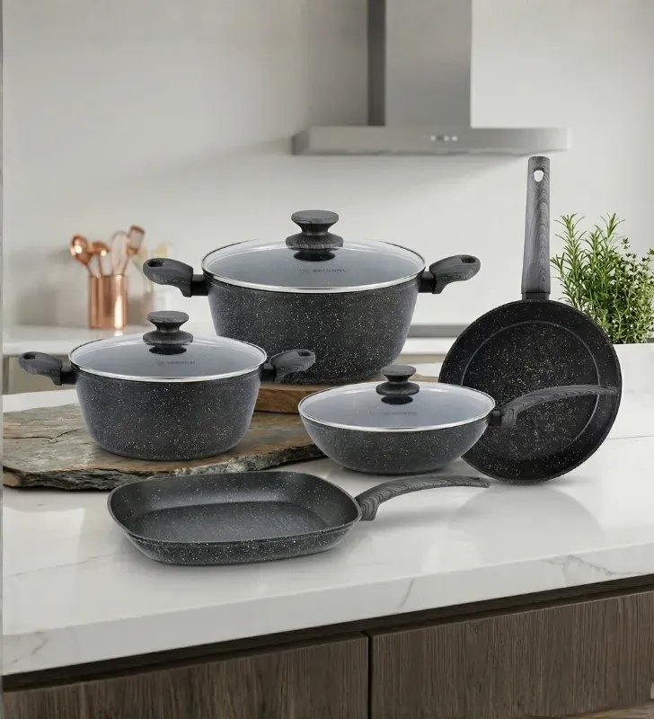 Juego de Ollas 8 pzs Yudha CM081N – Batería Negra Profesional