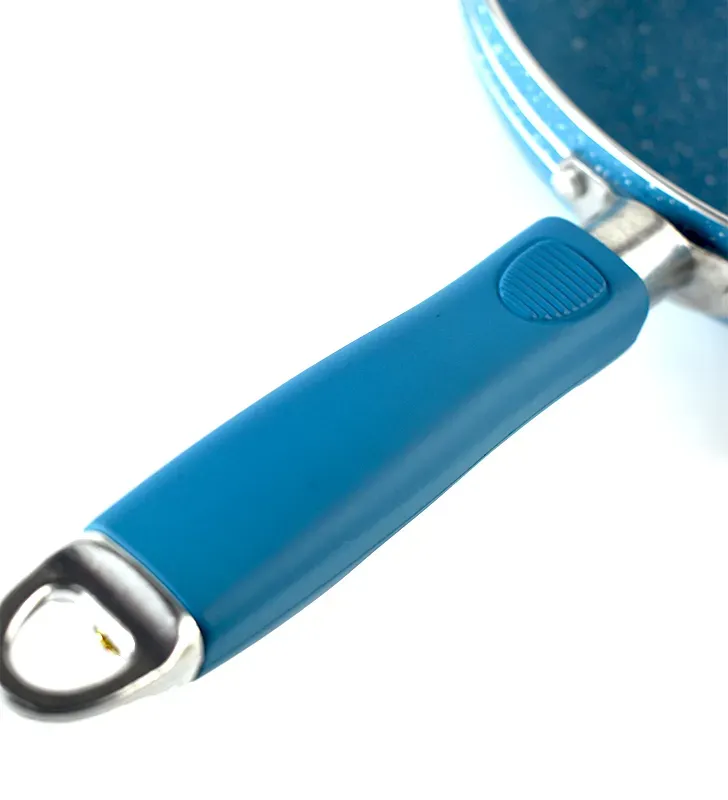 Batería Scarlett azul 5 pzas · Aluminio antiadherente Cuisine Spot